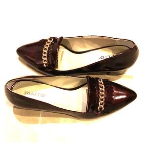 Chain link pumps- oxblood color